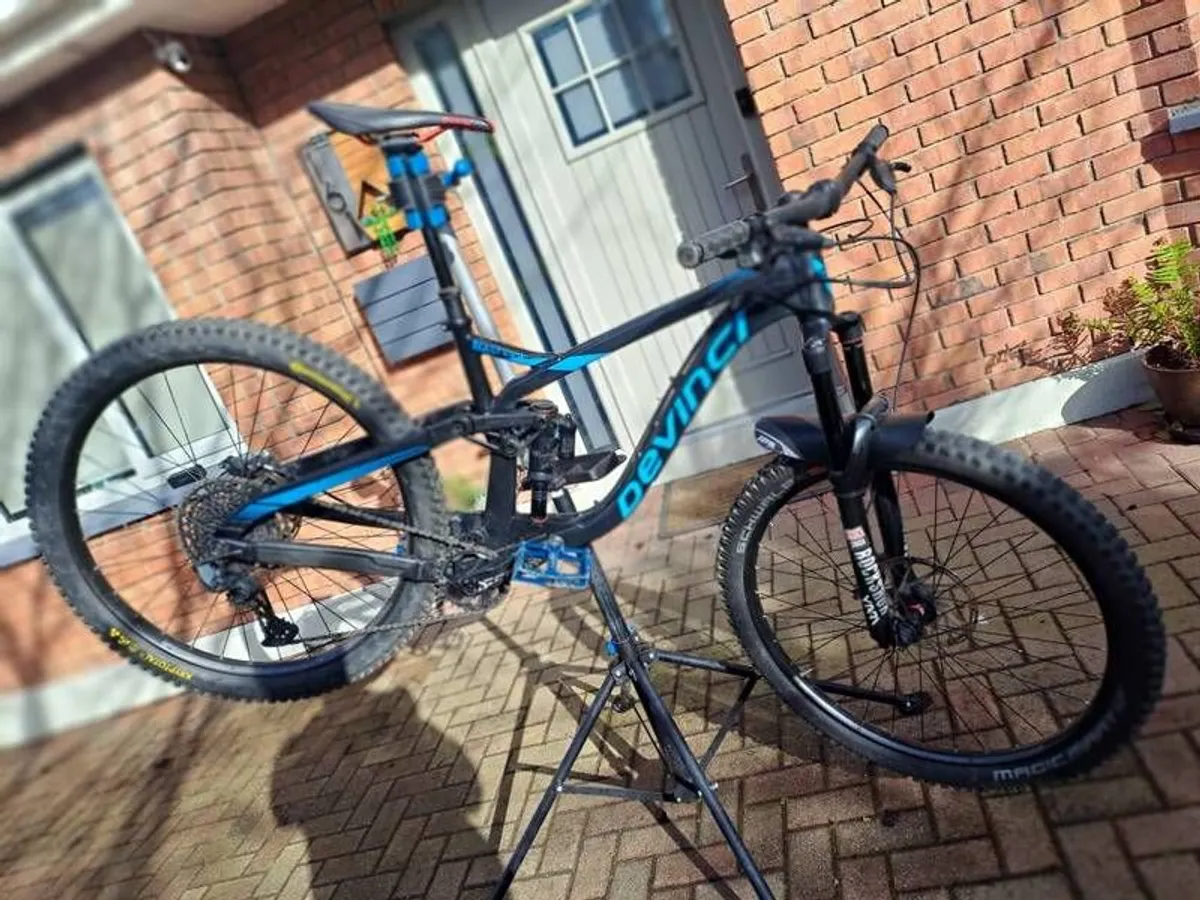 Devinci  Spartan gx 29 size large - Image 1