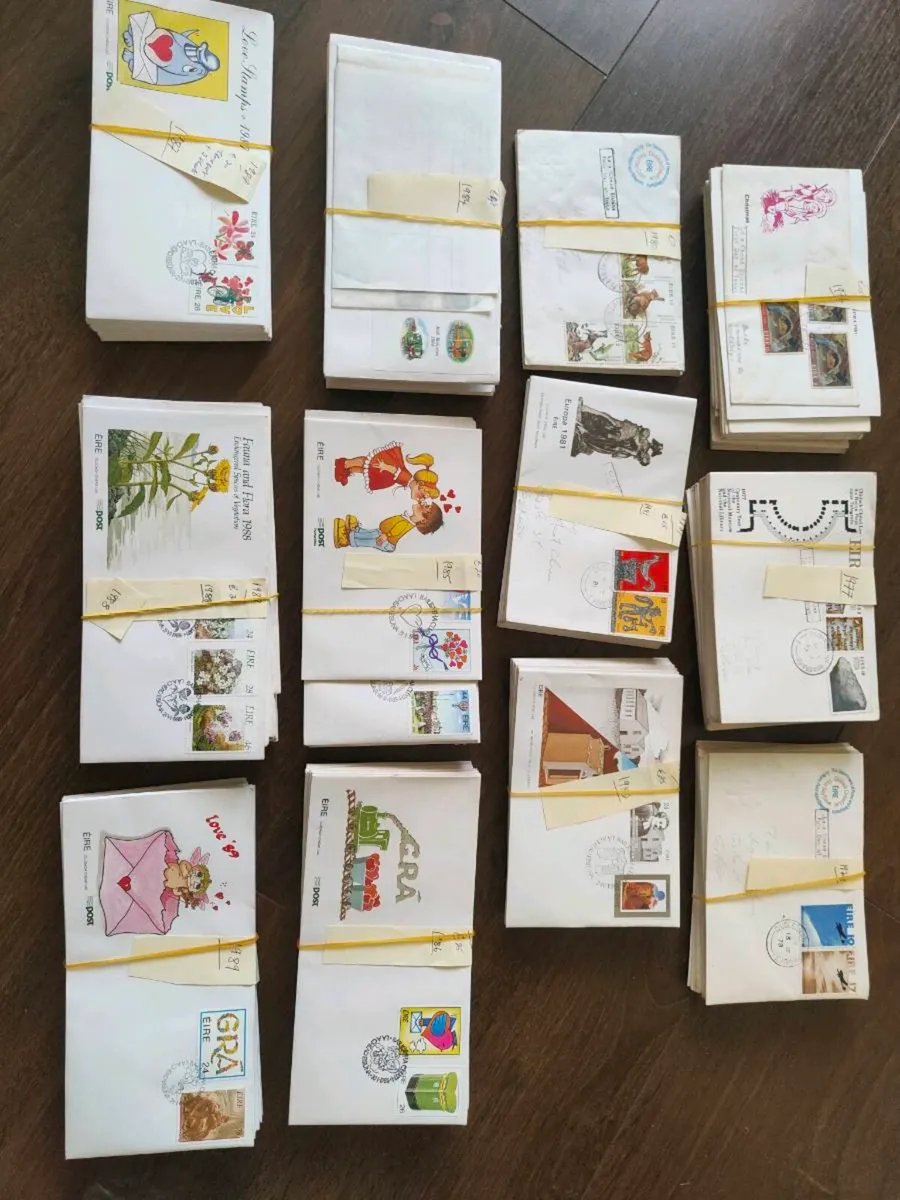 Irish stamp collection - Image 1