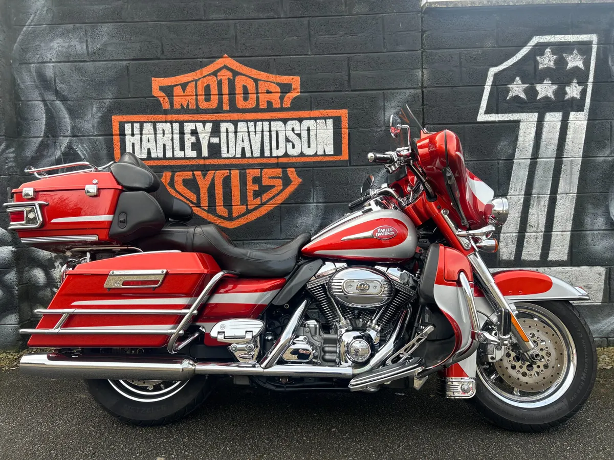2008 HARLEY-DAVIDSON Ultra Classic CVO - Image 1