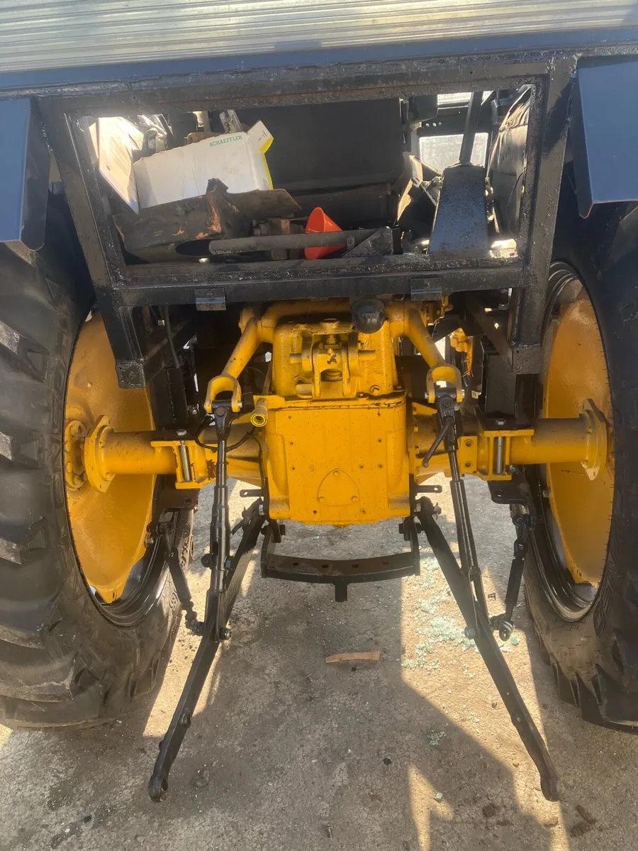 International 444 - Image 2