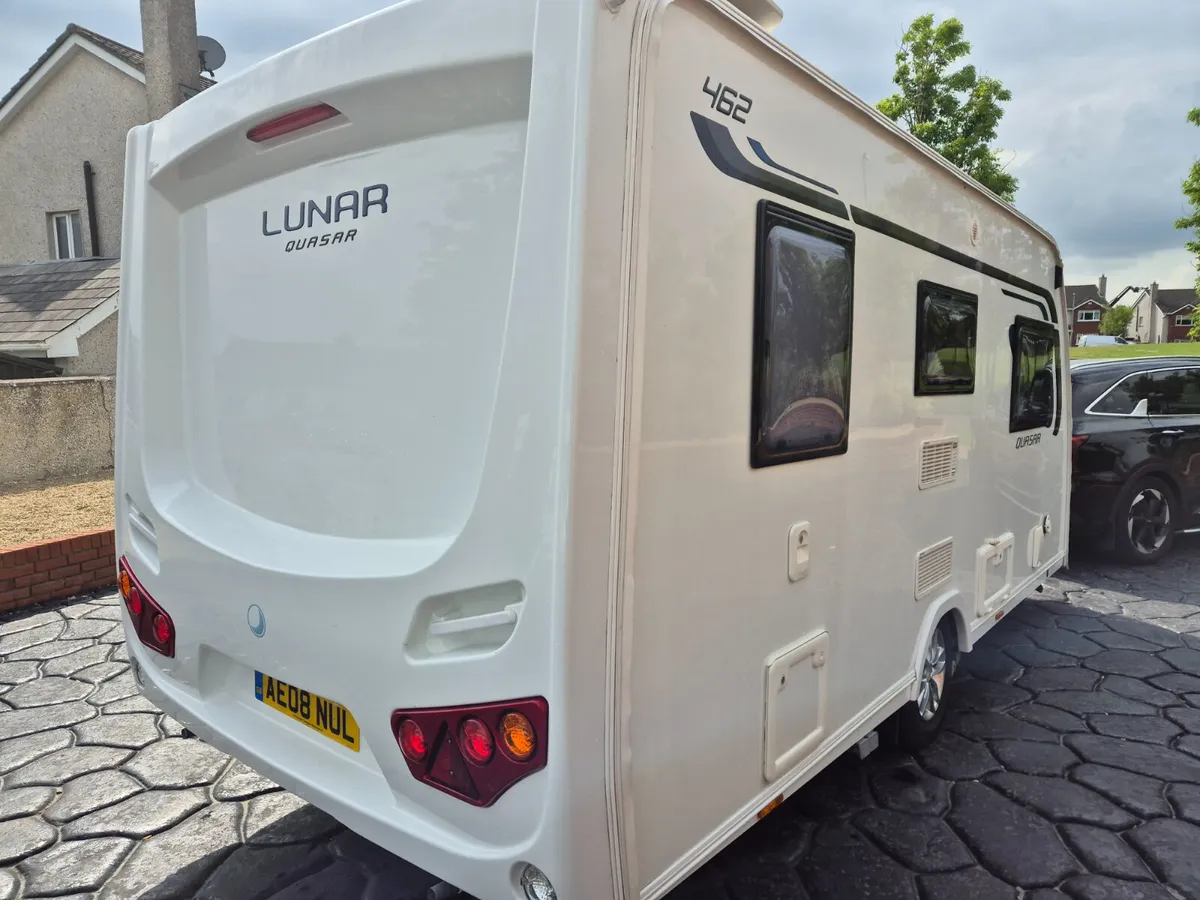 2016 Lunar Quasar 462  Motorised Motor Movers - Image 3