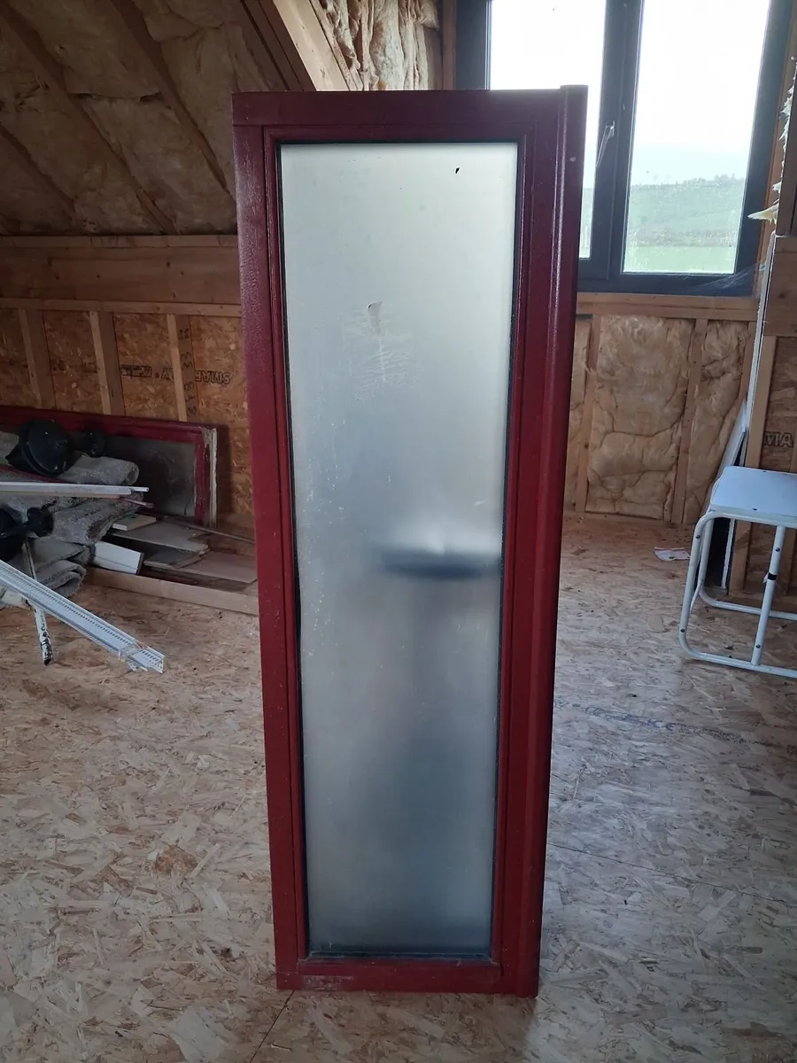 Side Windows front door - Image 4