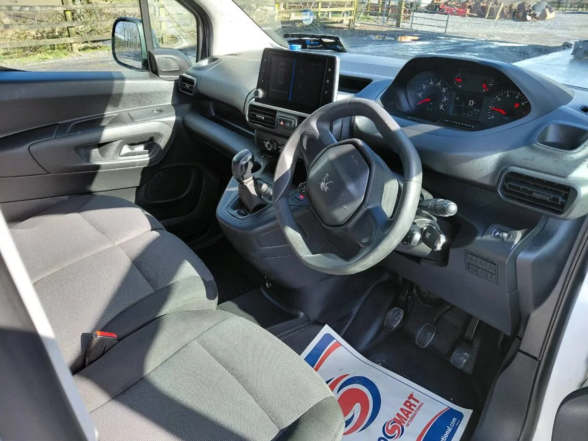 192 Peugeot partner - Image 4