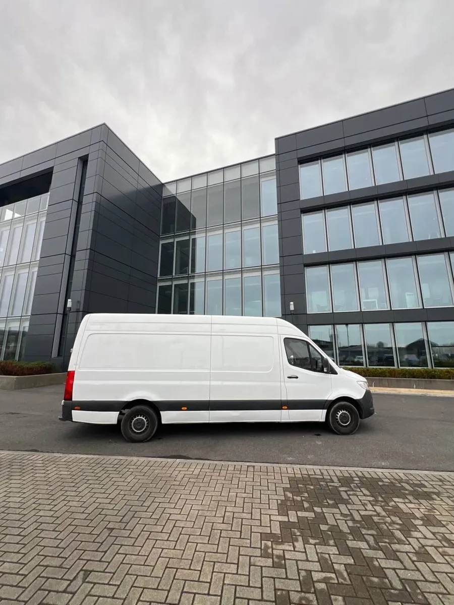 Mercedes Sprinter - Image 1