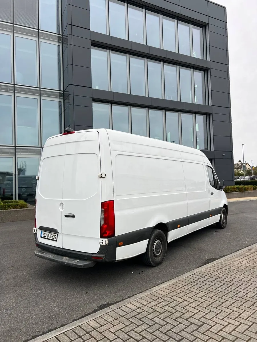 Mercedes Sprinter - Image 3