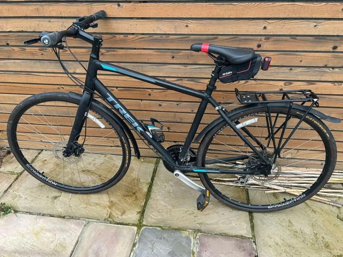 Trek FX2 road bike - Image 1