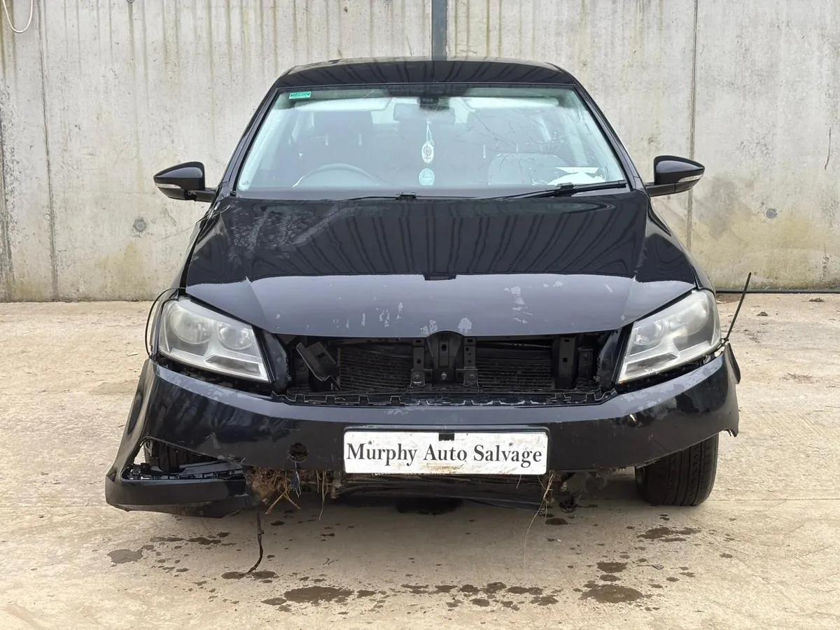 2012 VW Passat for parts - Image 1