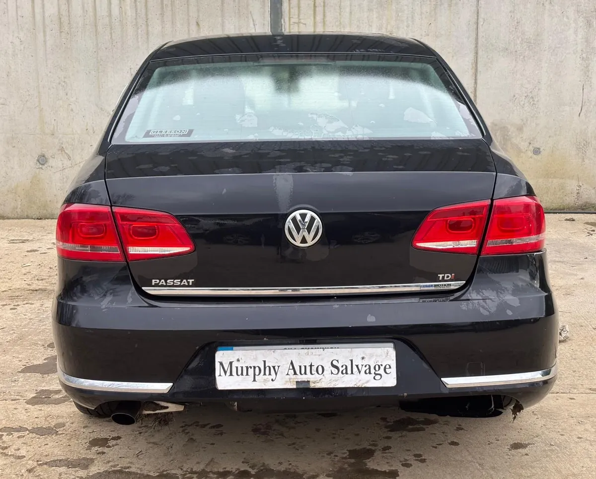 2012 VW Passat for parts - Image 2