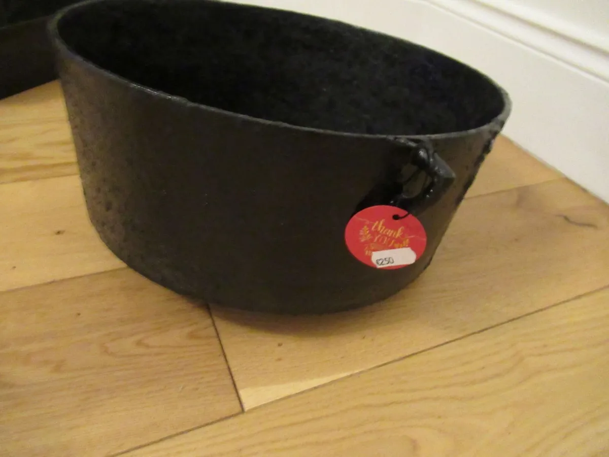 Antique Vintage black  Pot skillet fireplace rusti - Image 3