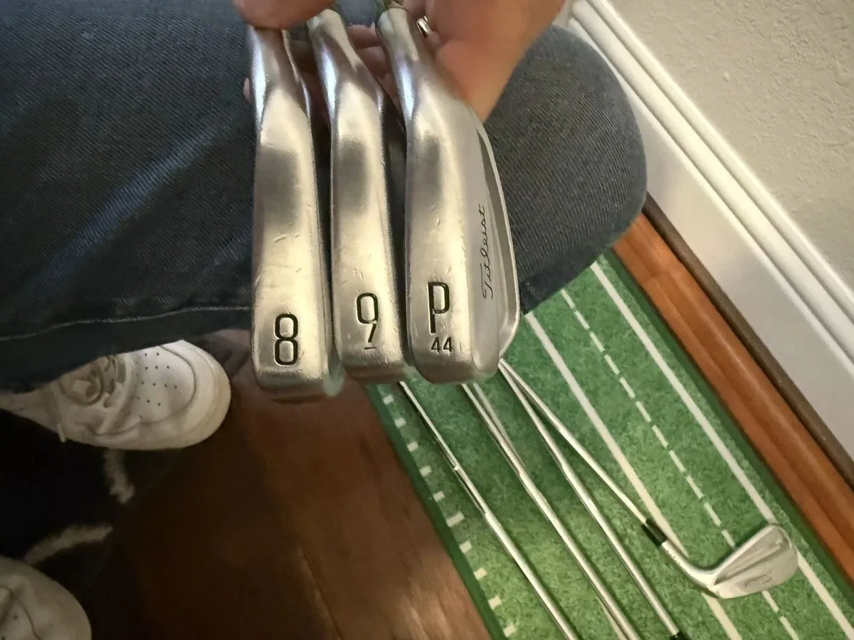 Titleist T150 2023 Men's Right-Handed - Image 2