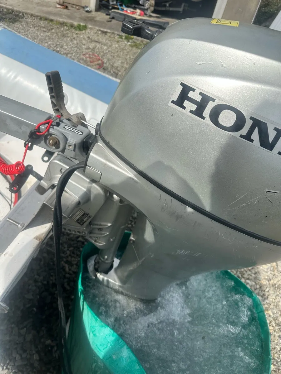 Honda 10hp long shaft outboard electric/man start - Image 3