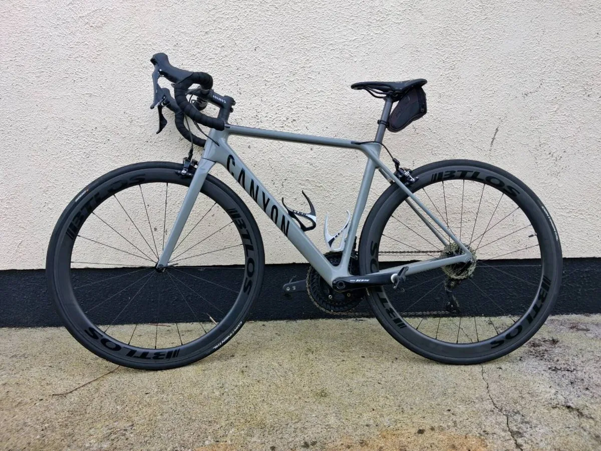 Canyon Ultimate CF SL7 - Image 1