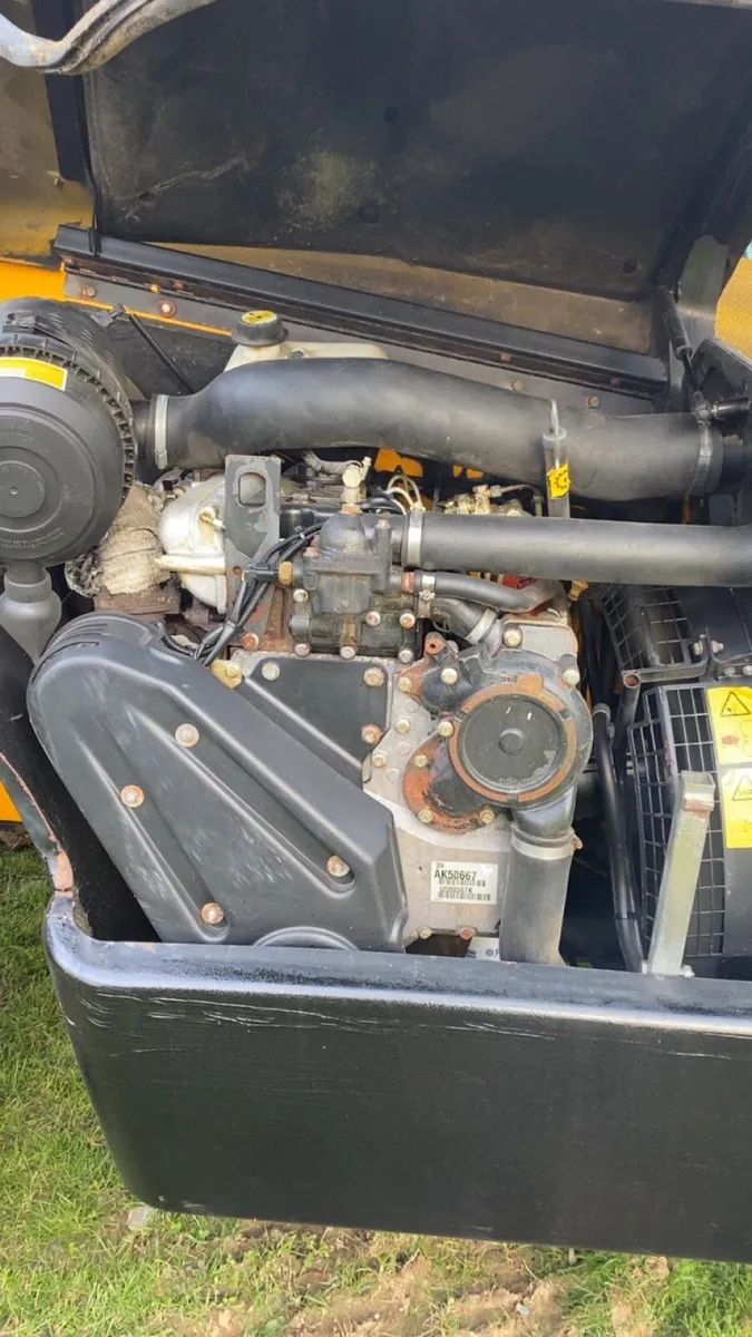 JCB Other 2003 - Image 3