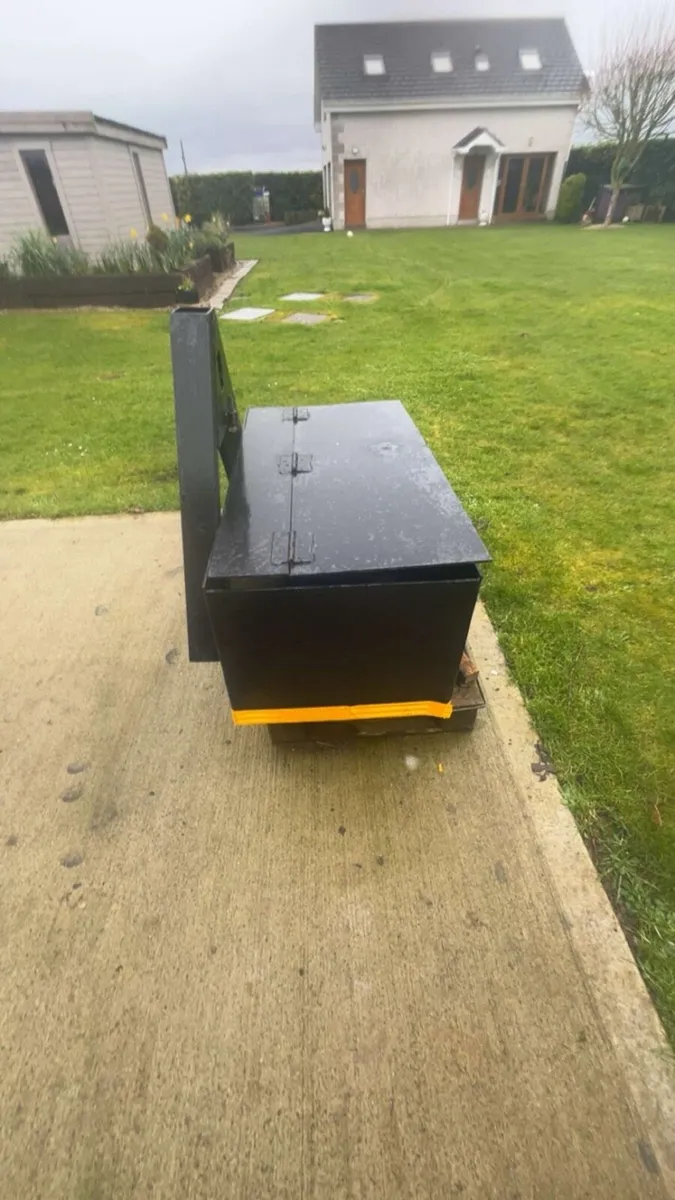 Weight block for A frame - Image 2