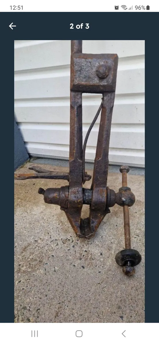 Vintage blacksmiths vice - Image 2