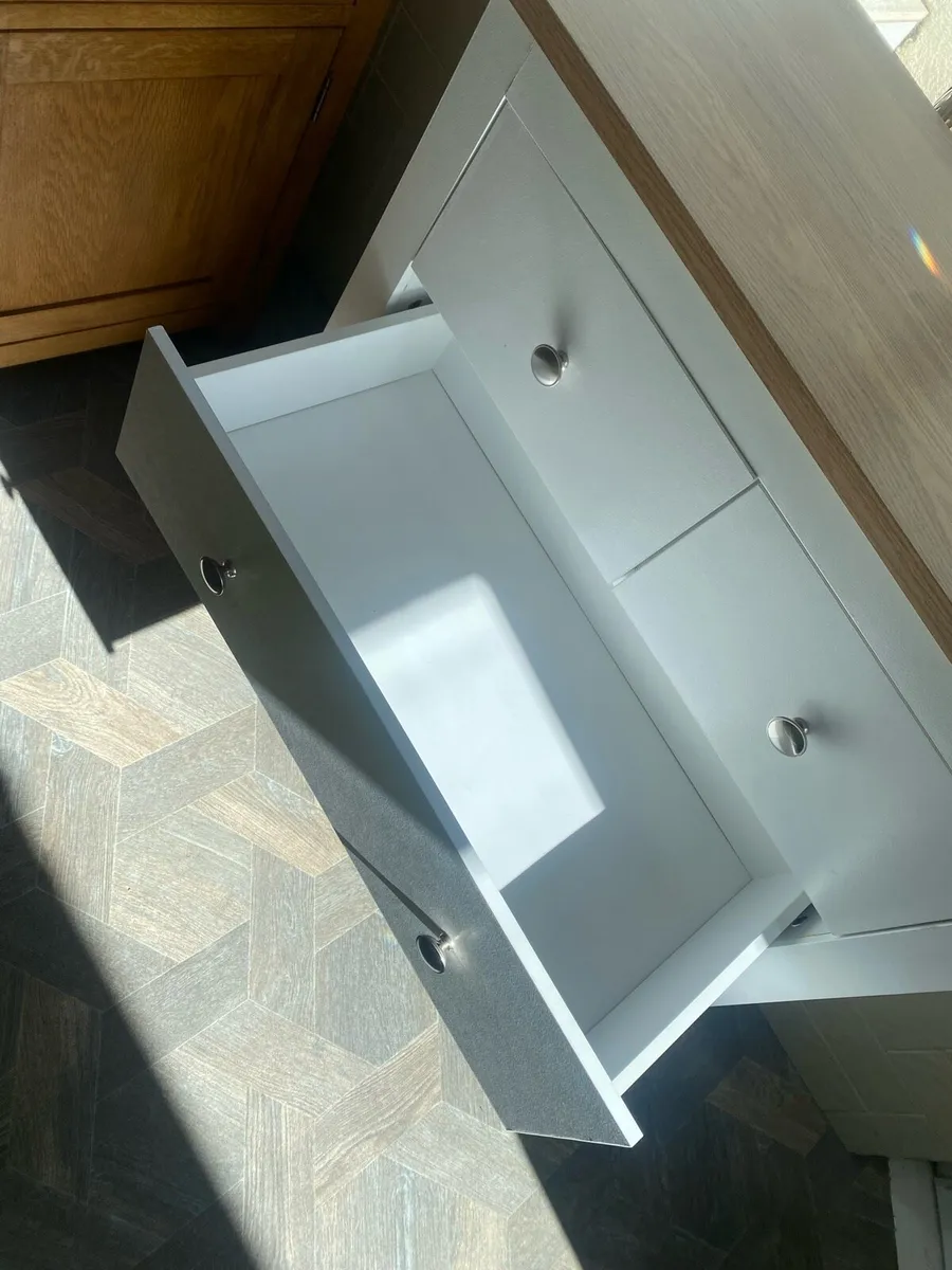 Drawer - Image 4
