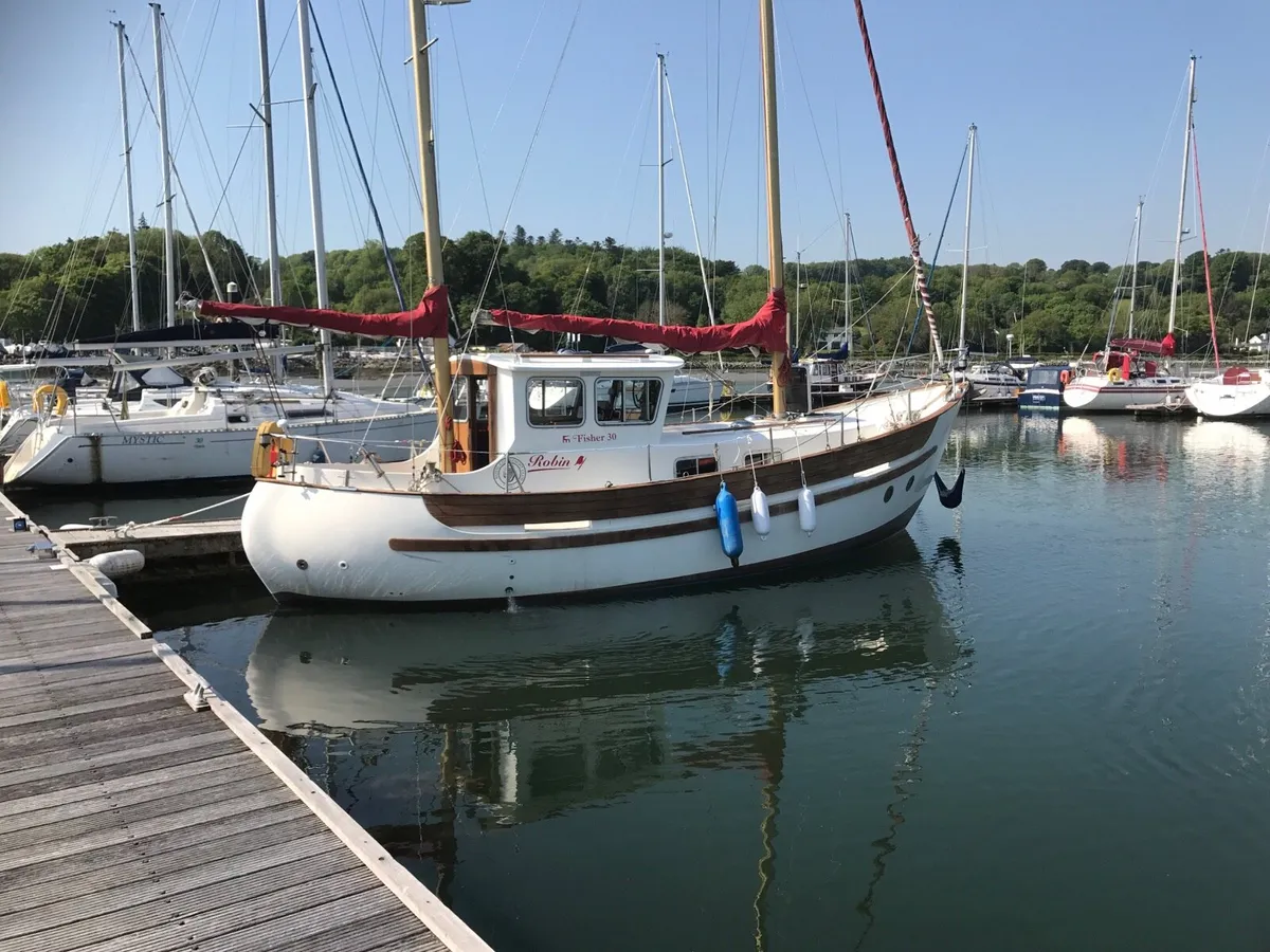 Fisher 30, Motor Sailer - Image 1