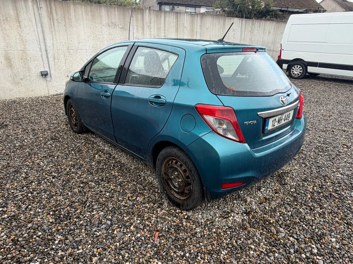 2012 Toyota Yaris read add - Image 3