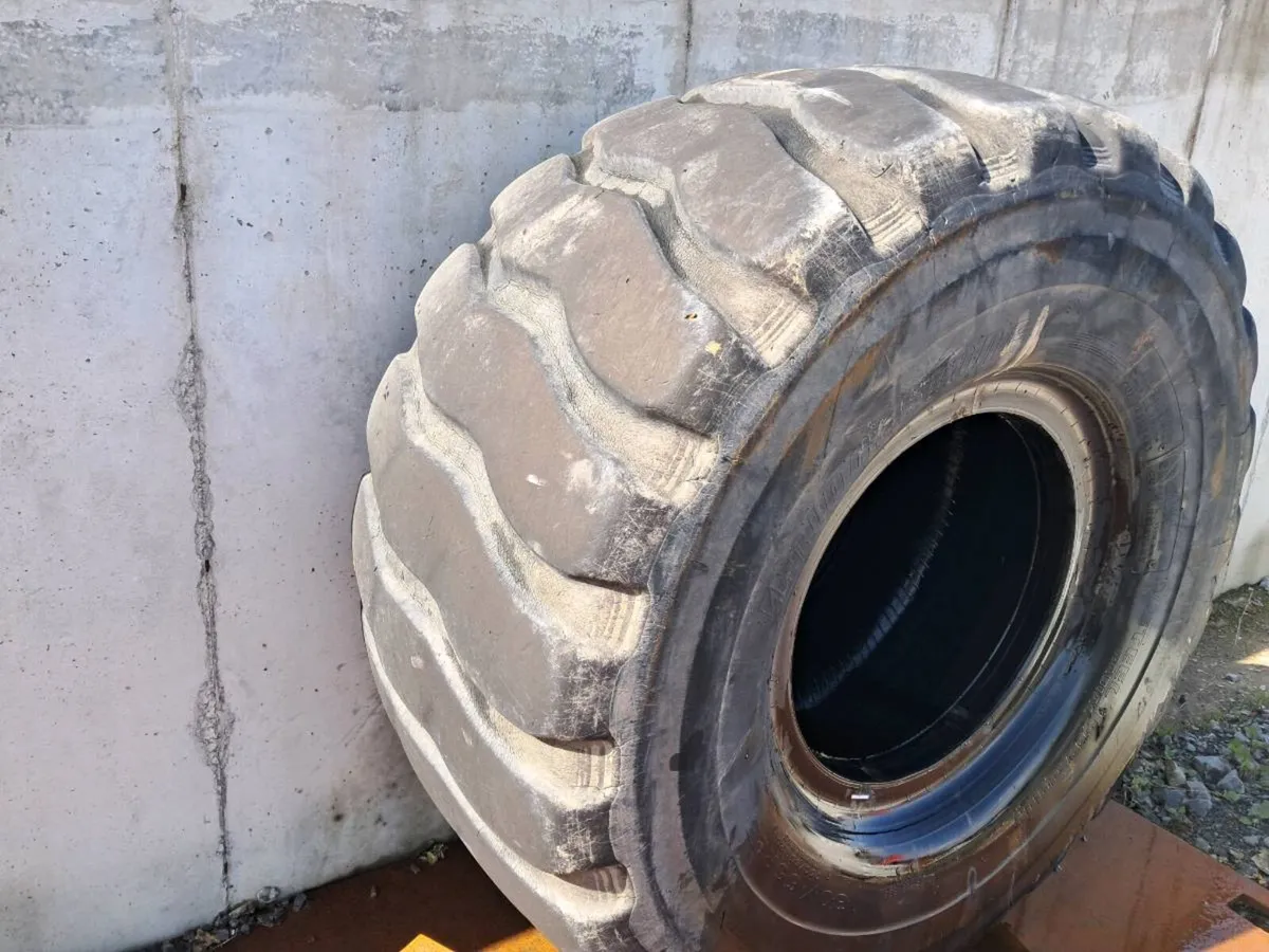Volvo A30G Tyre - Image 2