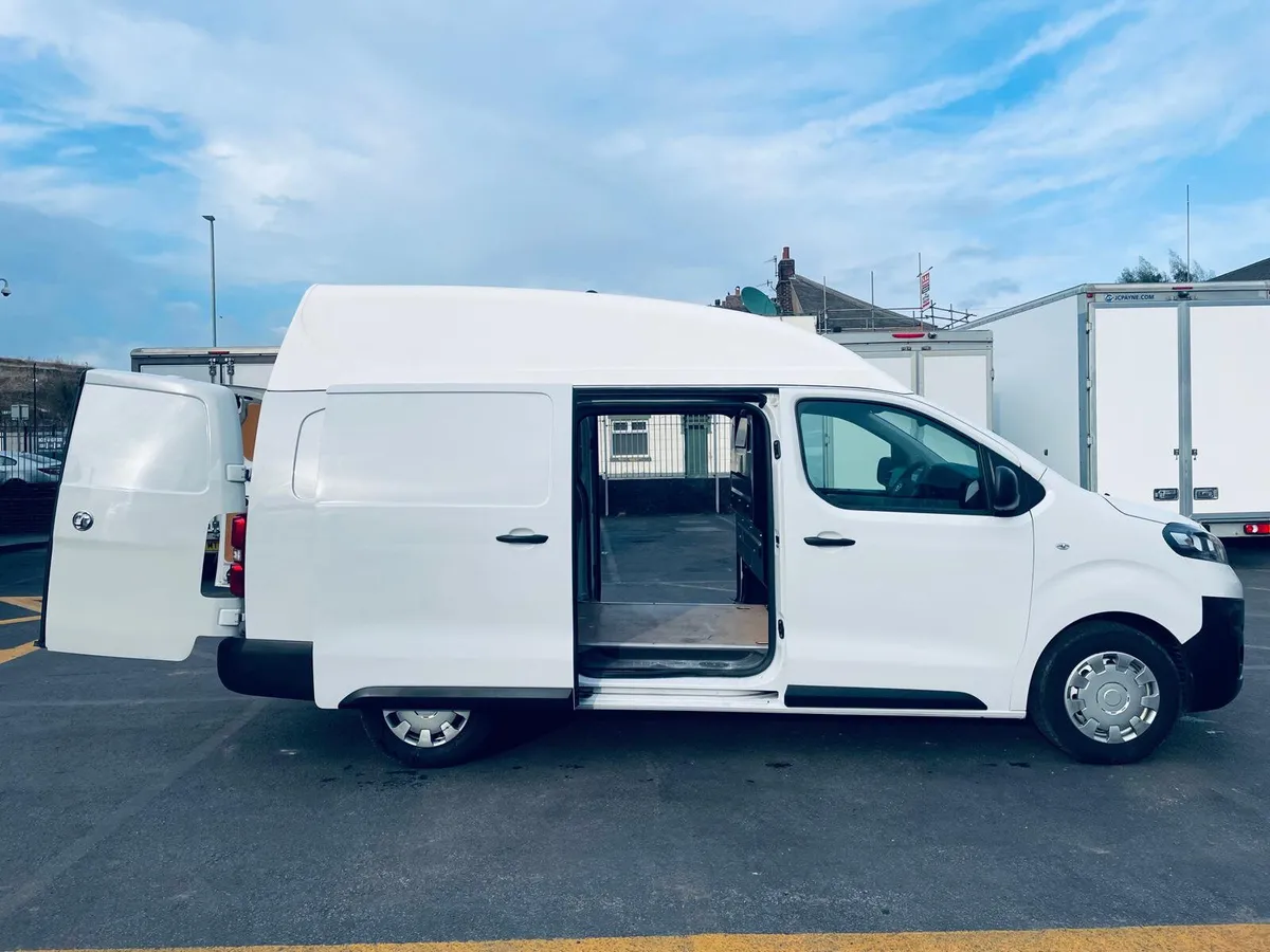 2022 Vauxhall Vivaro Panel Van - Image 1