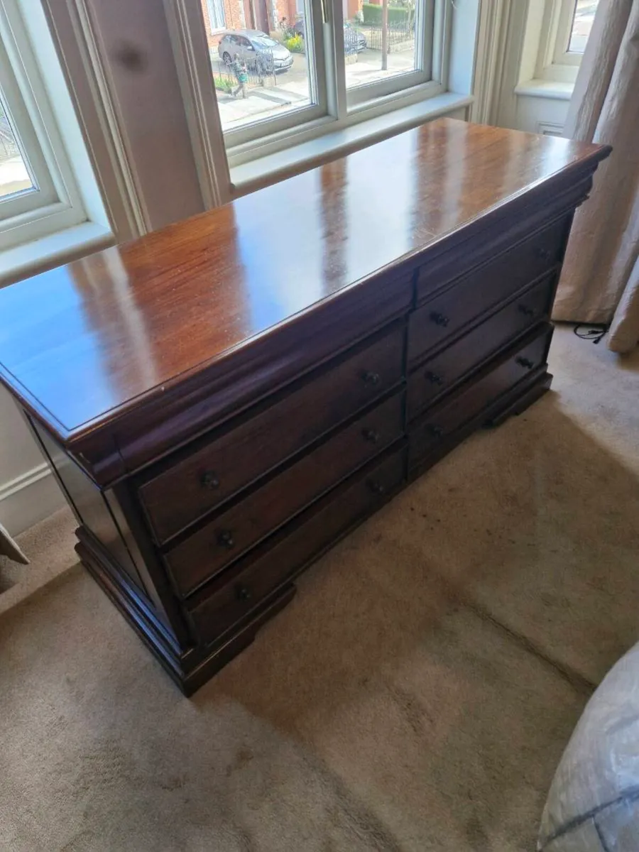 Solid Mahogany Chest Of Drawers - Image 4