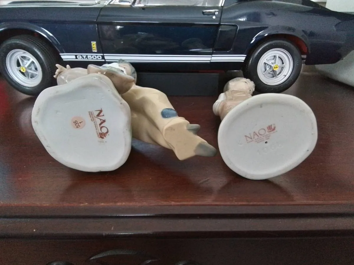 Two NAO pieces - Image 2