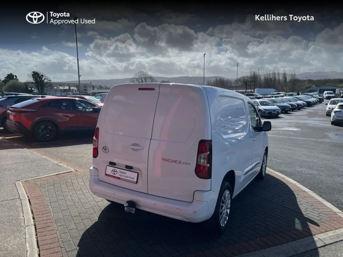 Toyota Proace City CITY 1.5 GX SWB 1000KG - Image 2