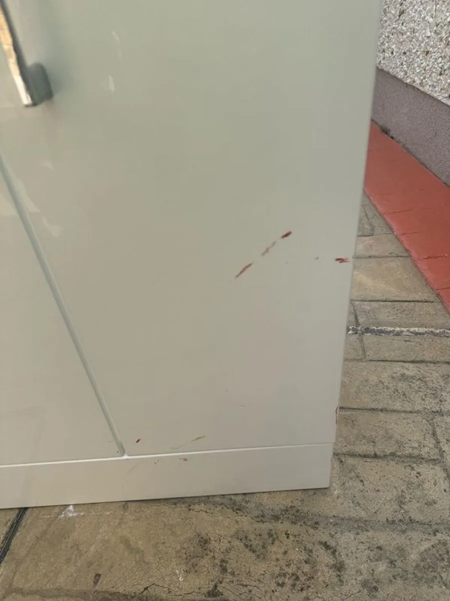 bathroom sink - Image 3