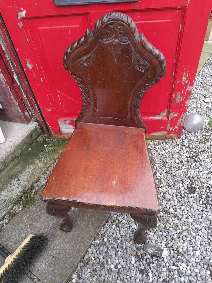 Vintage hall chairs - Image 4