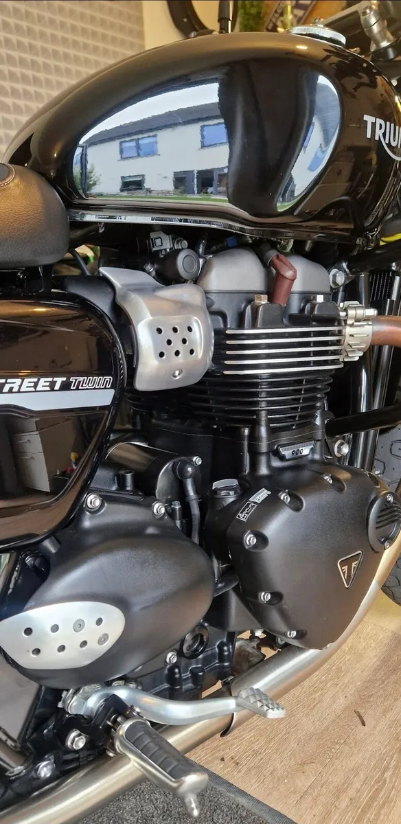 Triumph street twin - Image 4