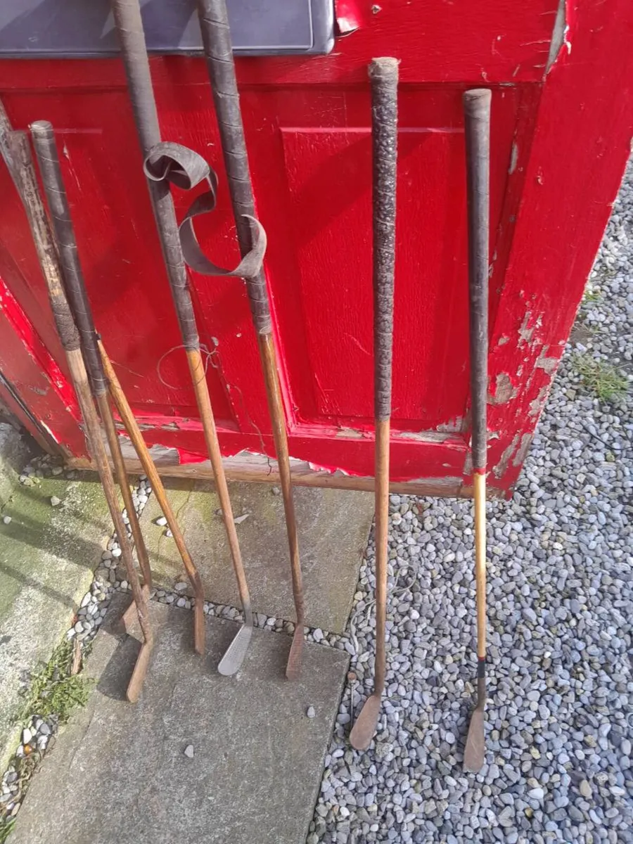 Vintage golf clubs - Image 2