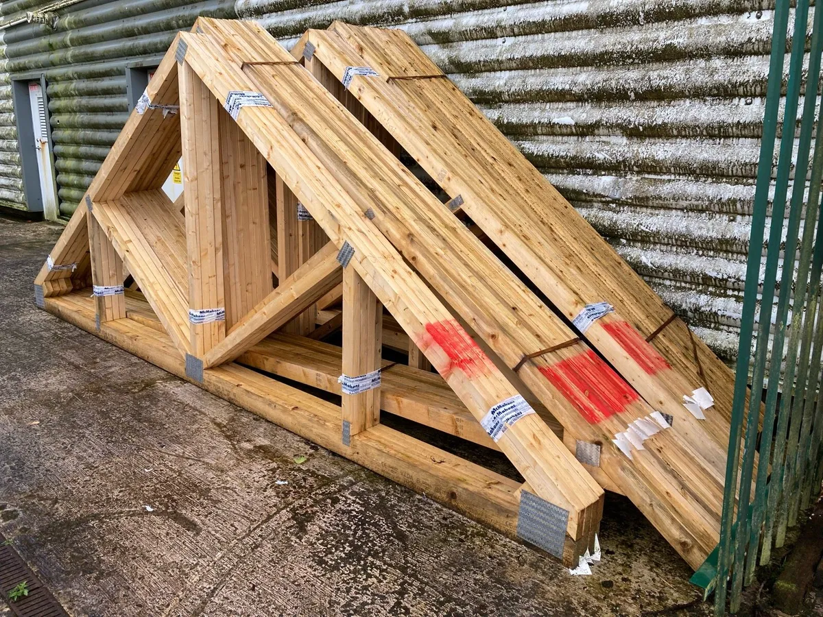 Roof trusses - Image 2