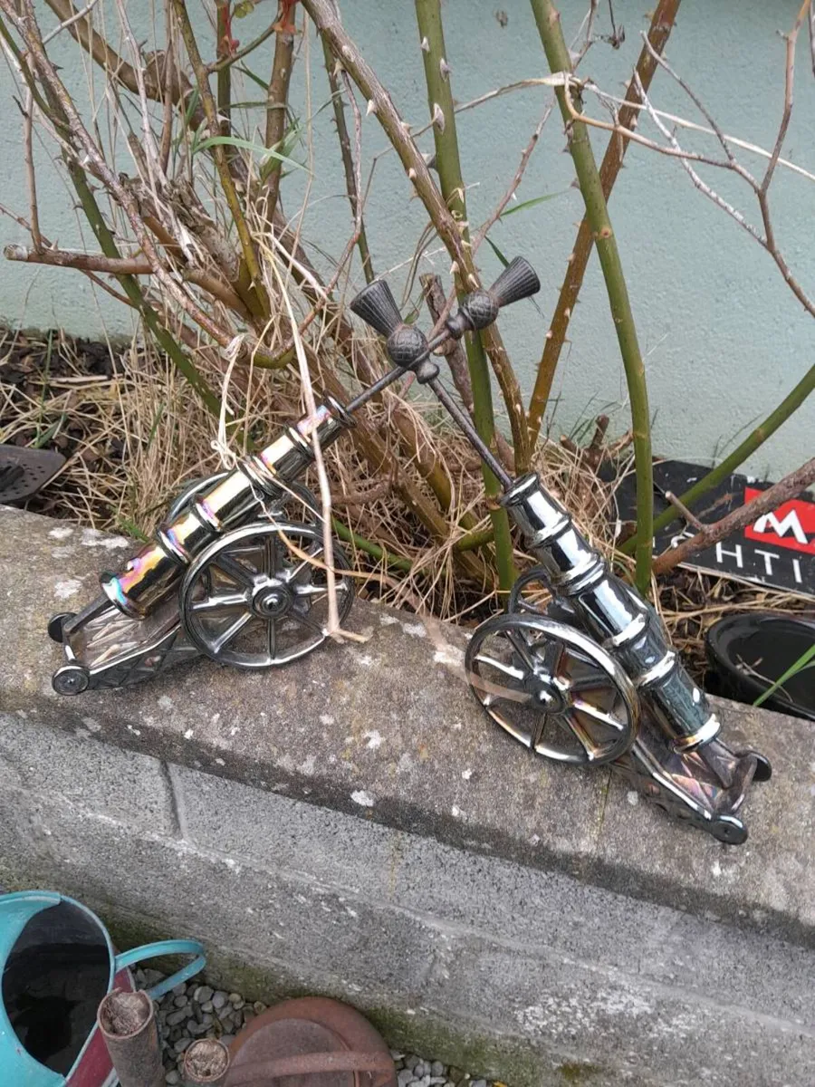 Pair of vintage cannon - Image 2
