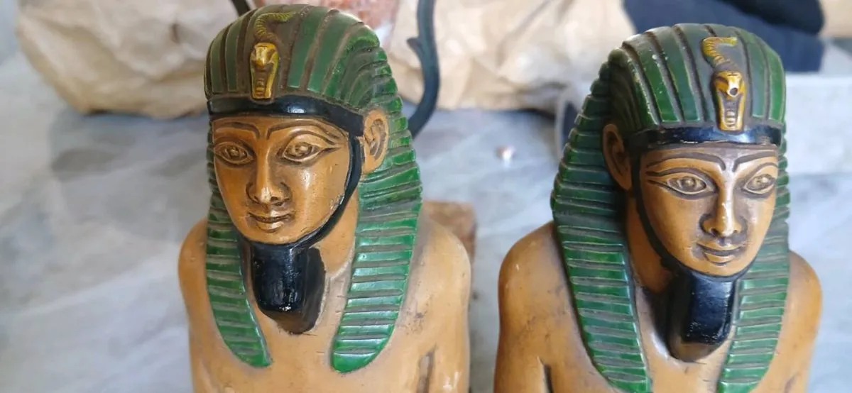 Pair of Pharaoh Bookends - Image 1