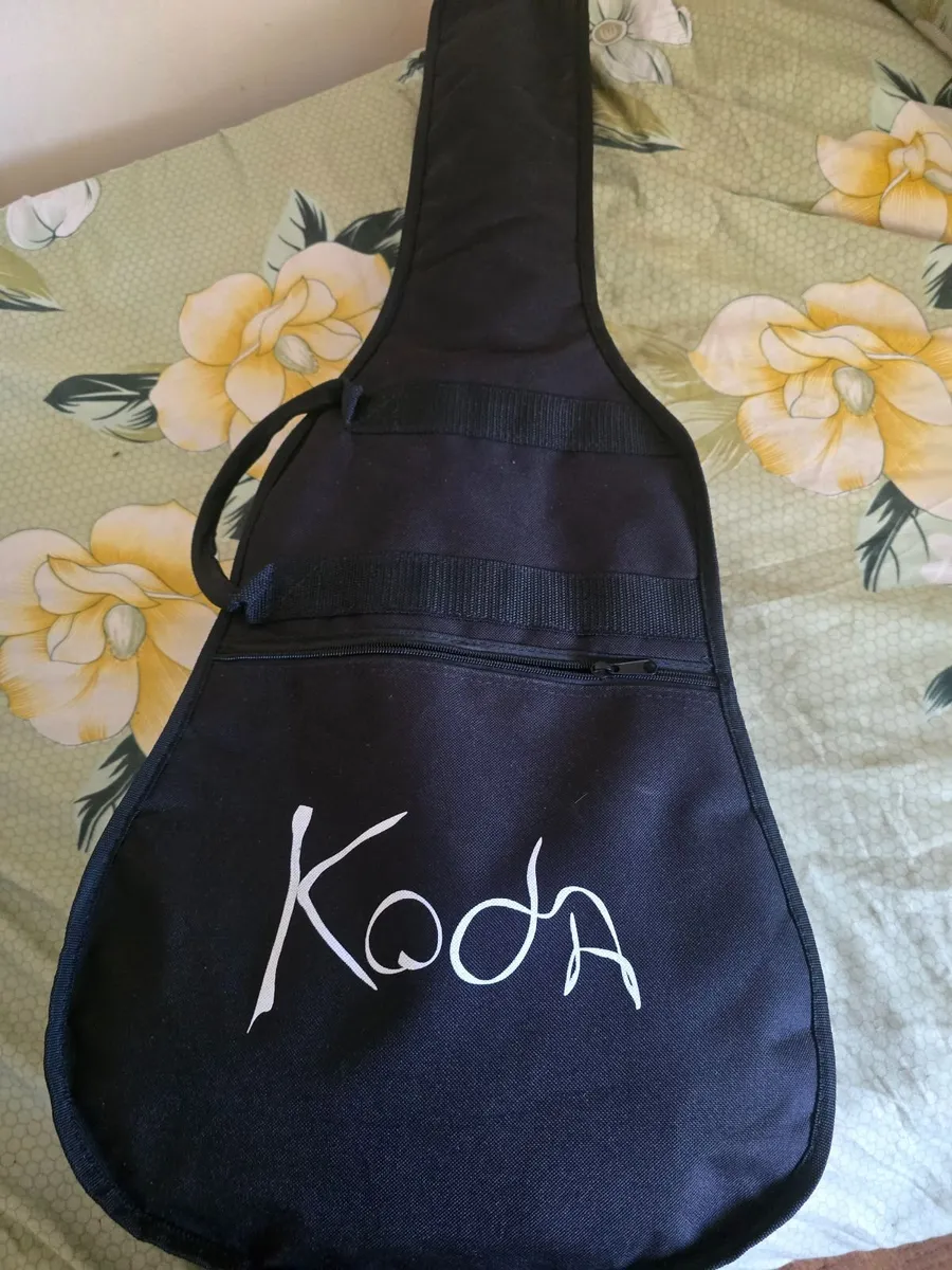 Koda Acoustic Guitar - Image 4