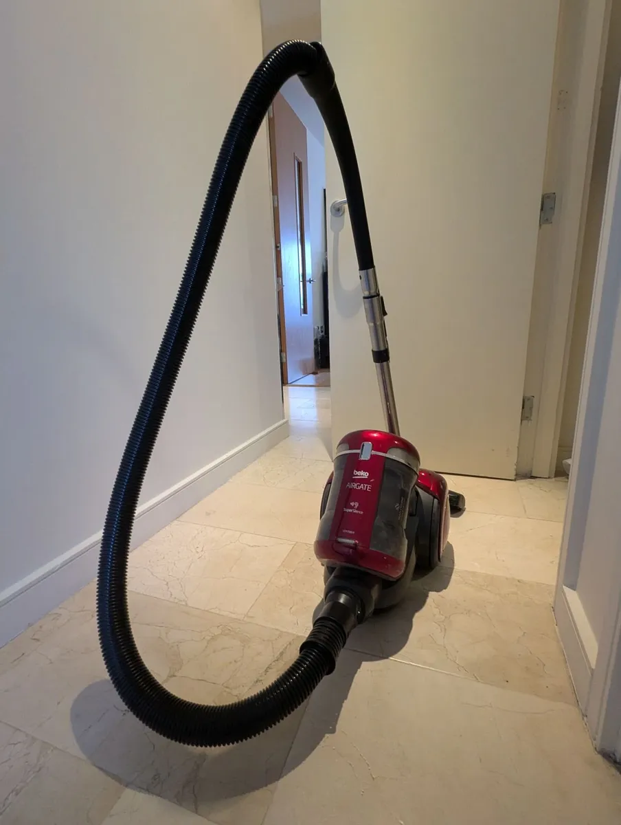 Beko vacuum cleaner - Image 3