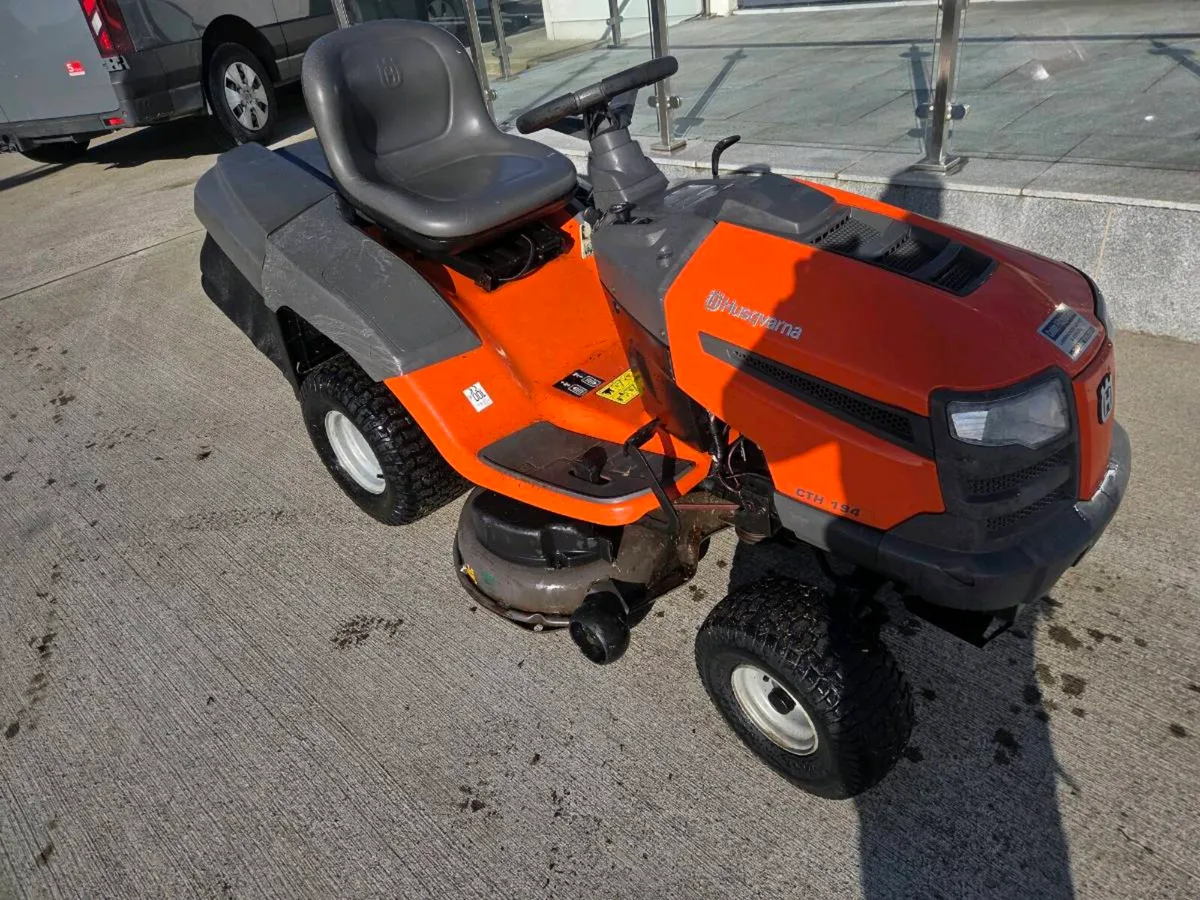 Husquvana lawnmower for sale - Image 1