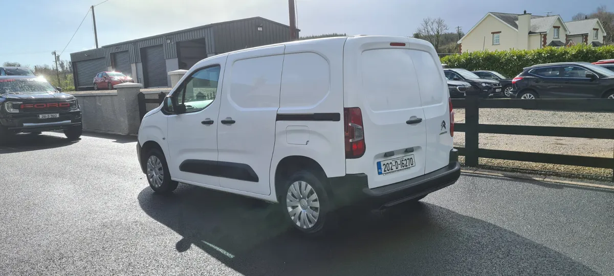 CITROEN BERLINGO 1.5 2020 - Image 2