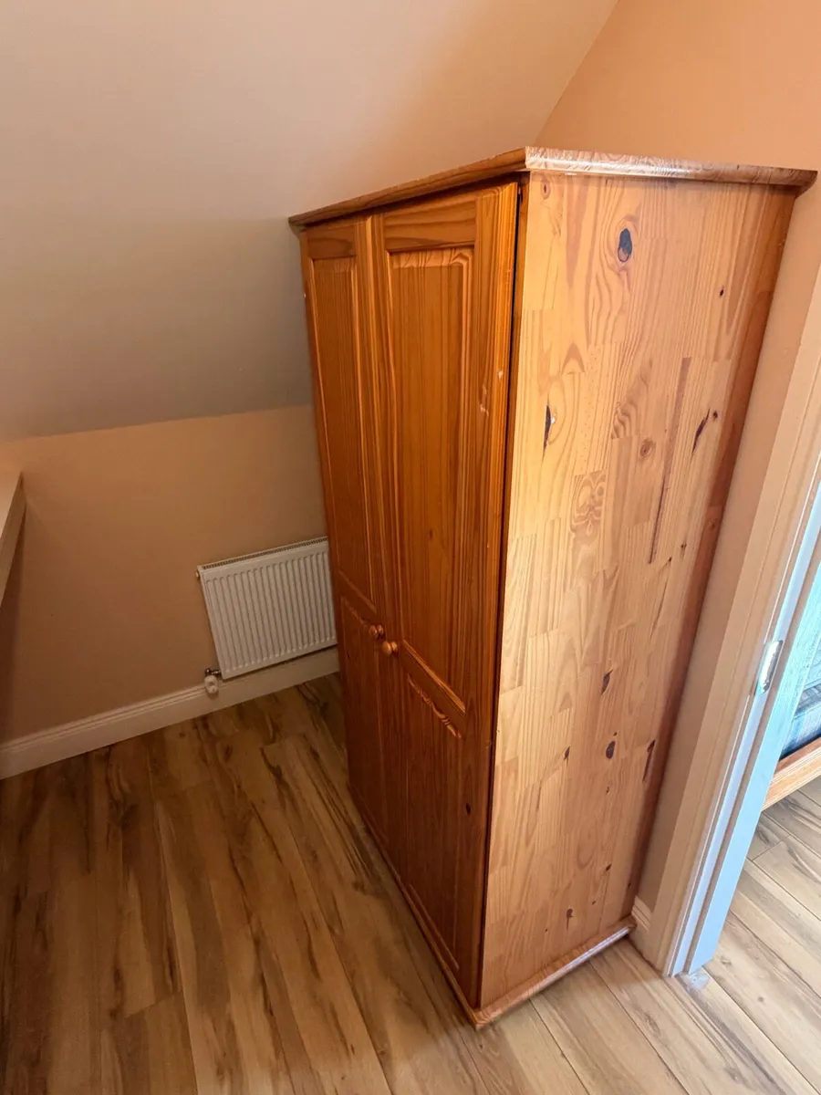 Wardrobe - Image 4