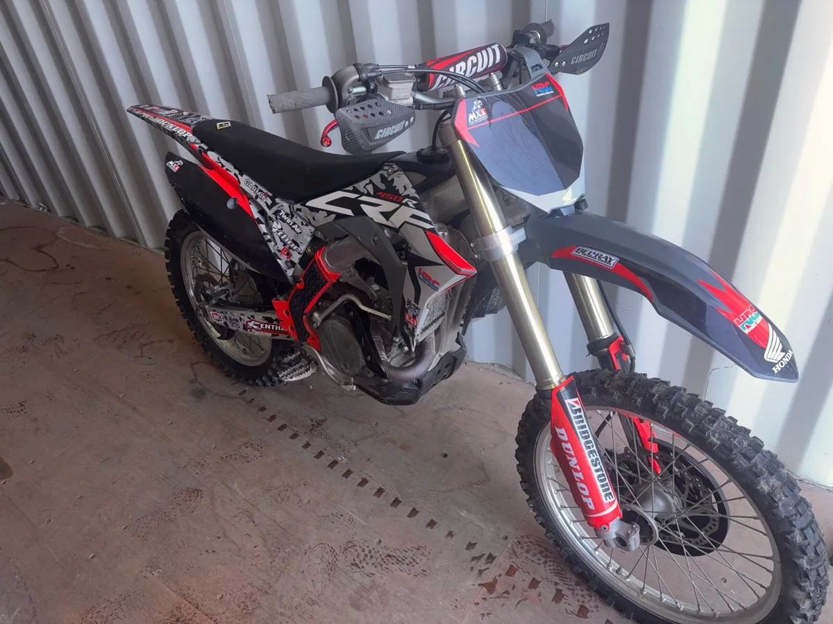 CRF450R 2017 - Image 1