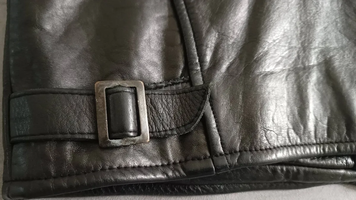 Schott NYC Black Mens Leather Jacket - Image 4