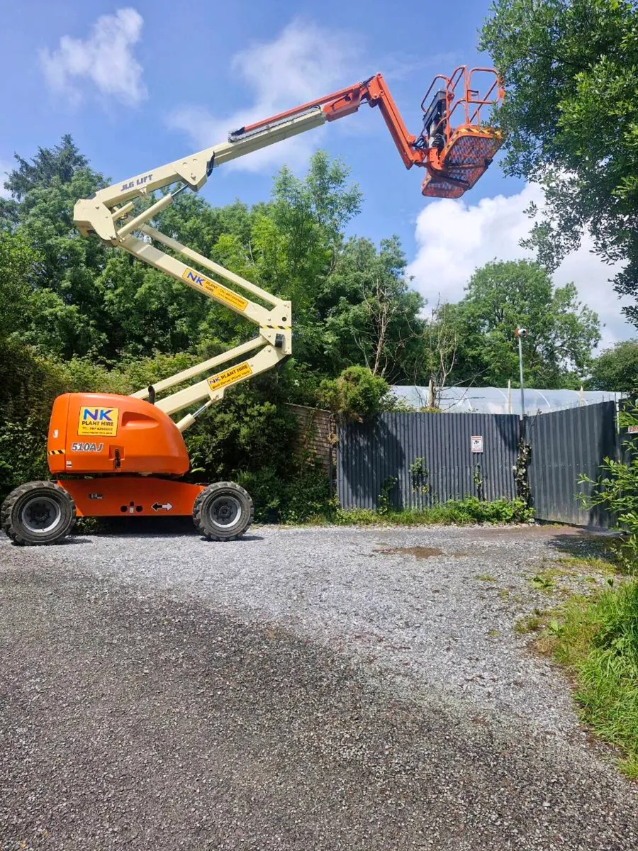 JLG510AJ     17metre Articulated Boom Hoist - Image 1
