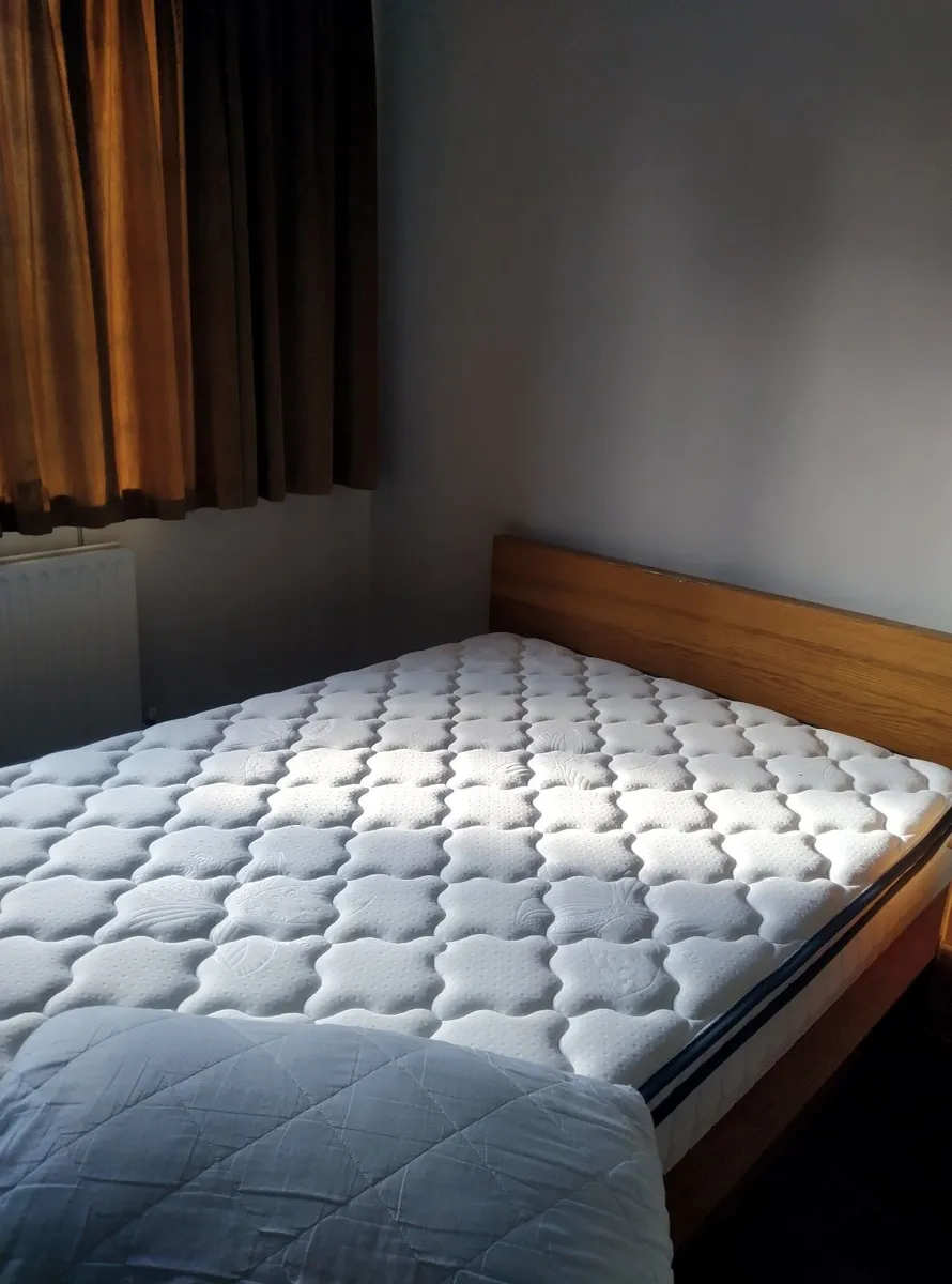 Bedroom furniture for sale - Image 3