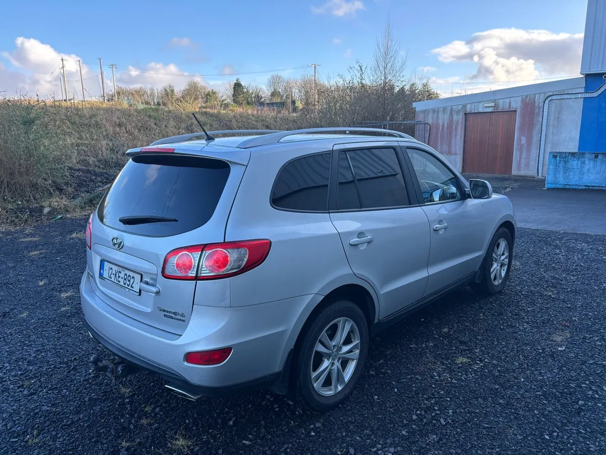 2012 Hyundai Santa Fe 2.2 Automatic - Image 4