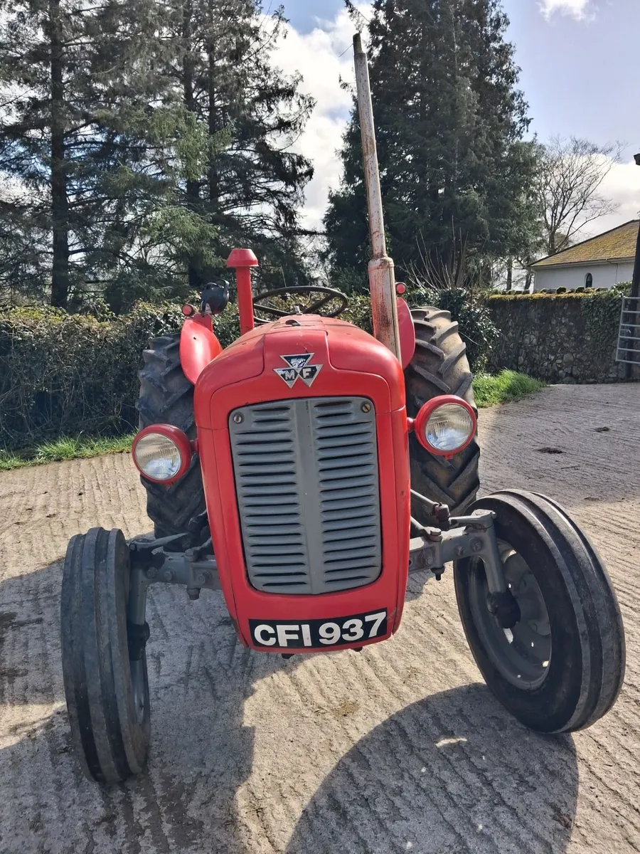 Massey 35x tractor - Image 1