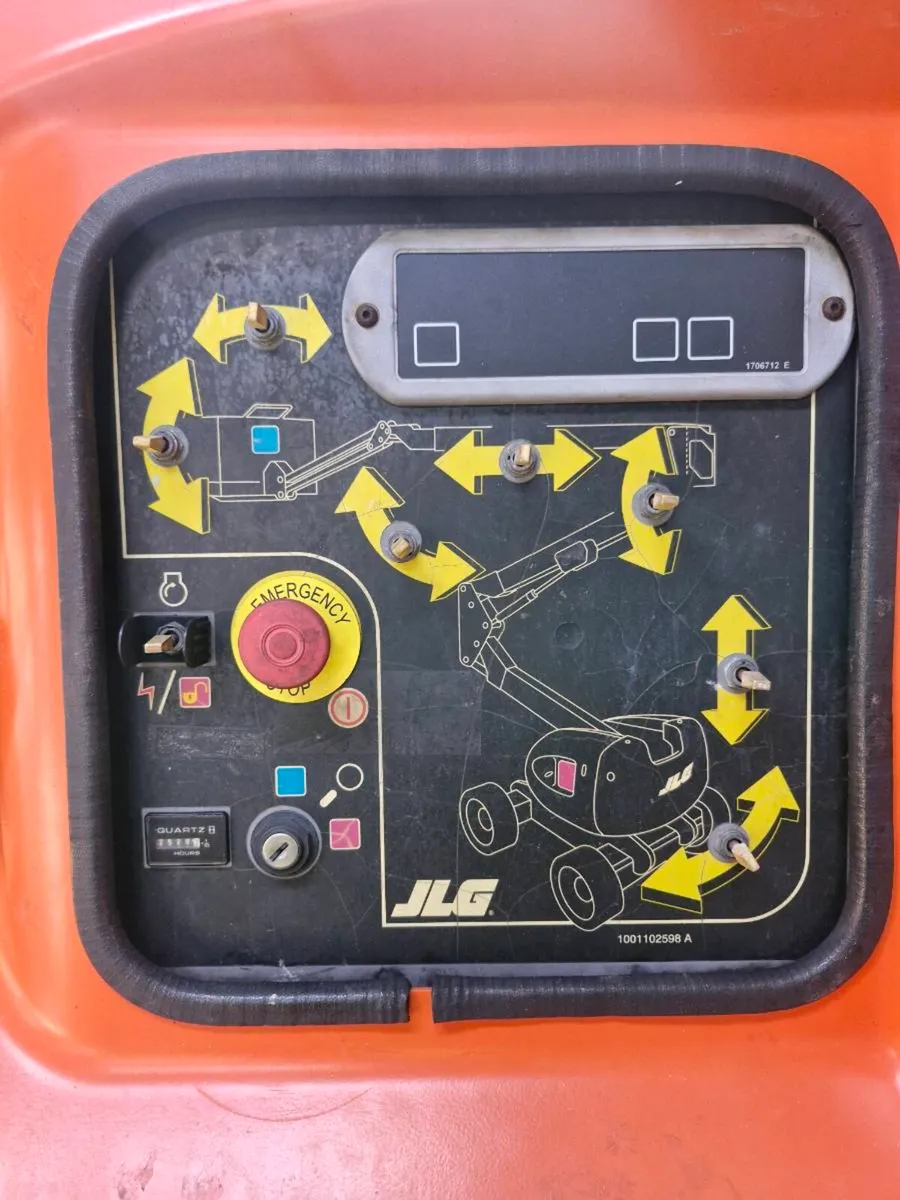 JLG510AJ     17metre Articulated Boom Hoist - Image 4