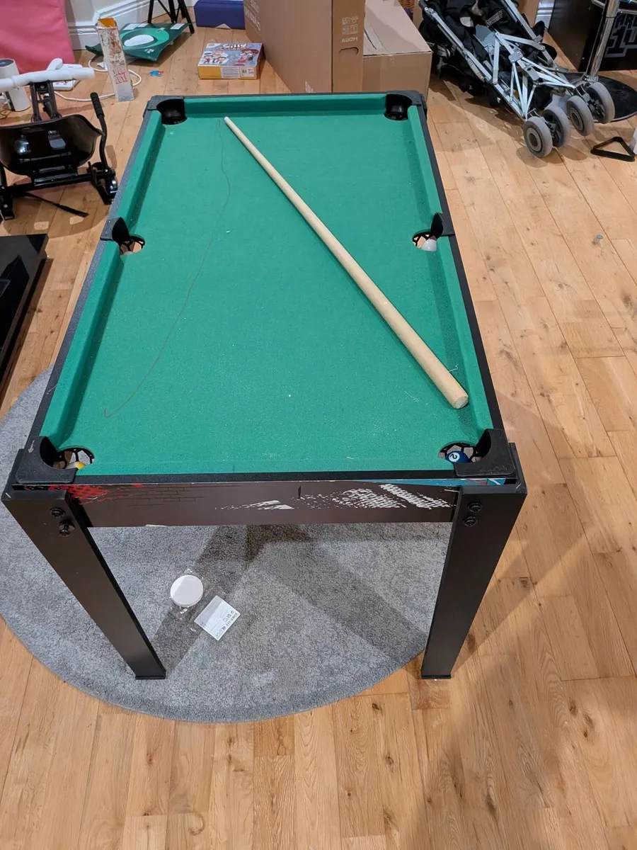 Snooker table , foosball - Image 1