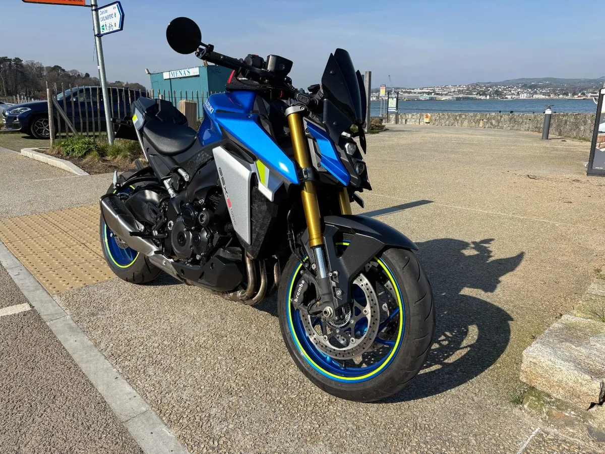 Suzuki GSX-S1000 - Image 1