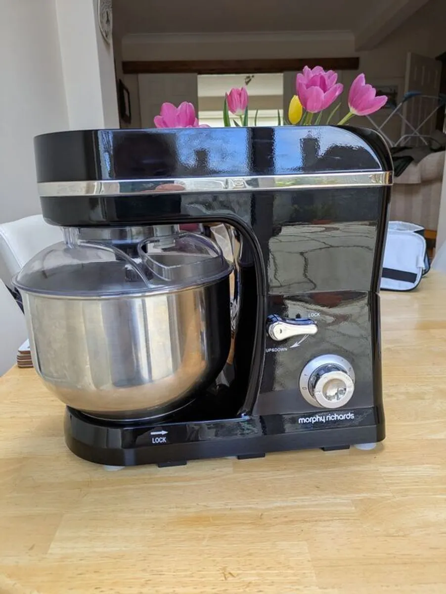 Mixer and Stand - Image 1