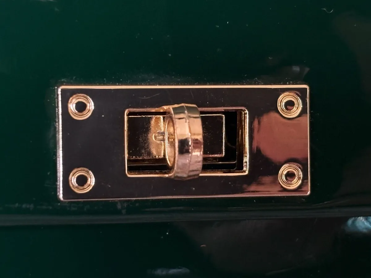 Via Victoria Green handbag - Image 3